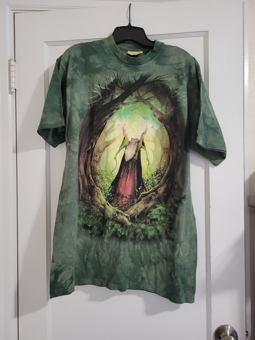 Vintage Green the mountain Tie-Dye Wizard Unisex Graphic Tee - Picture 2 of 7